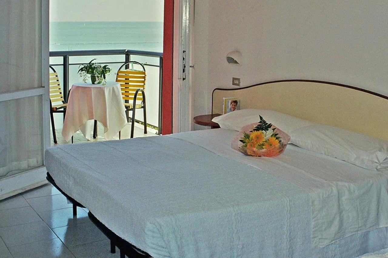 Hotel Darsena Cesenatico Eksteriør bilde