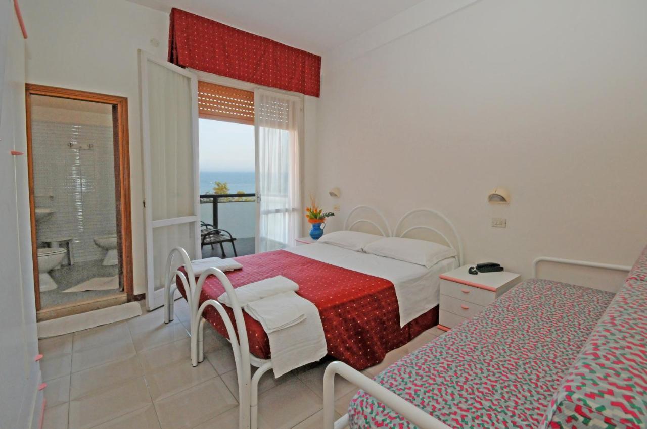 Hotel Darsena Cesenatico Eksteriør bilde