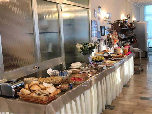 Hotel Darsena Cesenatico Eksteriør bilde